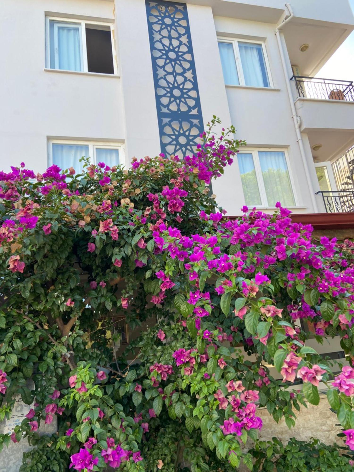Serenity Suites Hotel Antalia Esterno foto